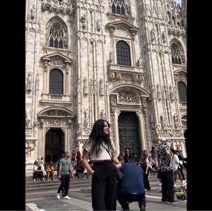 Meet your Posher, Gina